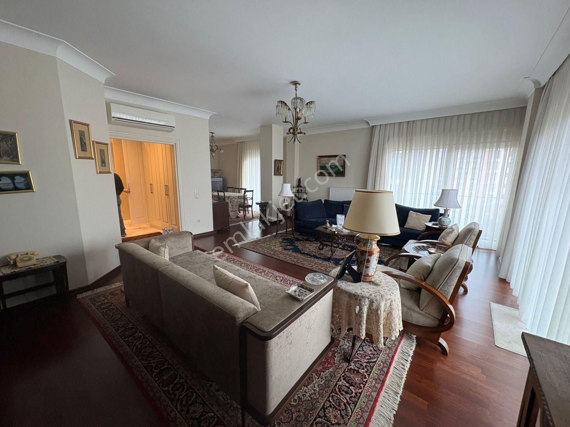 Kalamış'ta Deniz Ve Marina Manzaralı, Ara Kat Dubleks Daire - Görsel 6