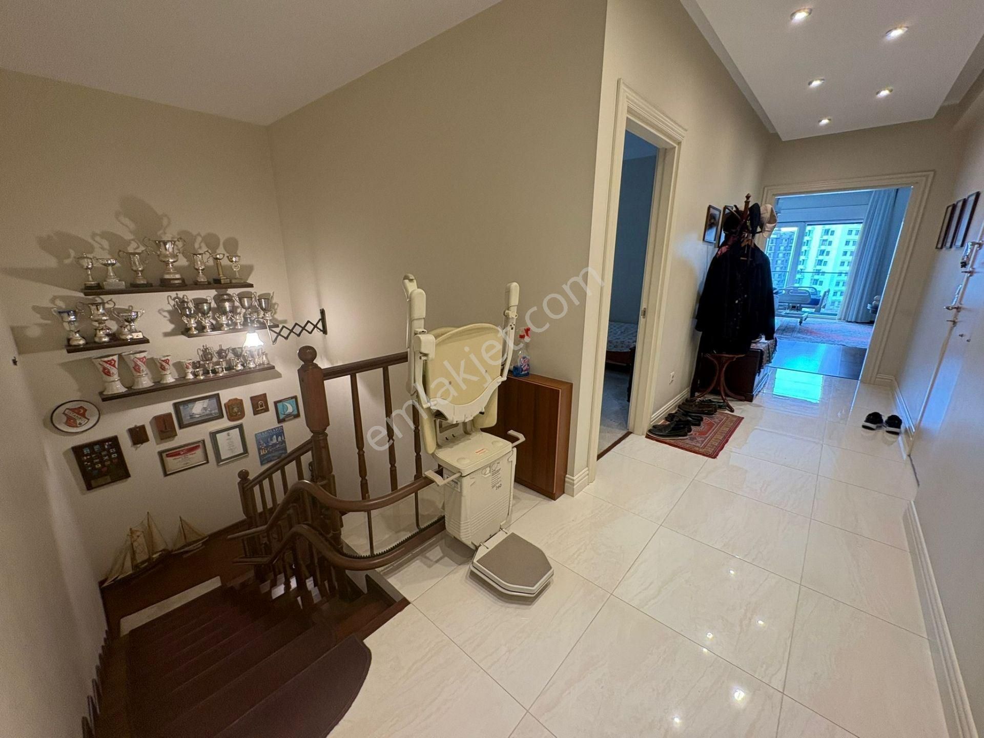 Kalamış'ta Deniz Ve Marina Manzaralı, Ara Kat Dubleks Daire - Görsel 24