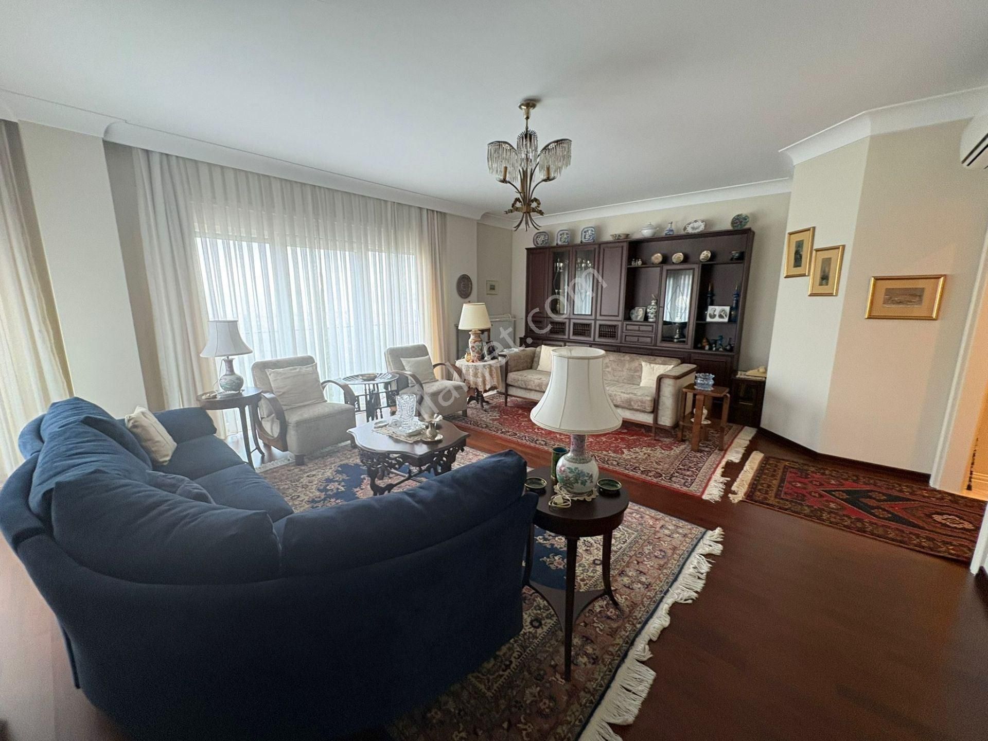 Kalamış'ta Deniz Ve Marina Manzaralı, Ara Kat Dubleks Daire - Görsel 9