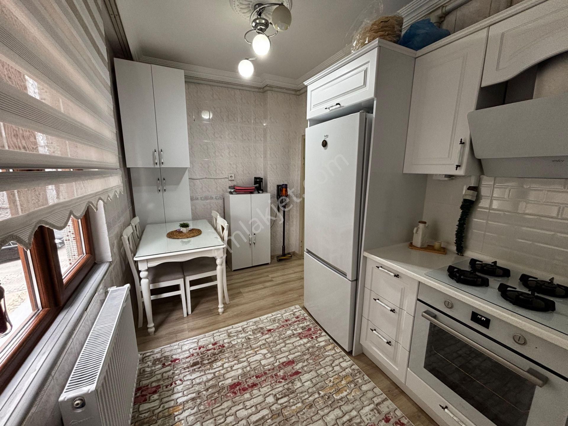 Yaylacık'ta Satılık 2+1 Daire: 98m² Net, Yüksek Giriş - Görsel 6