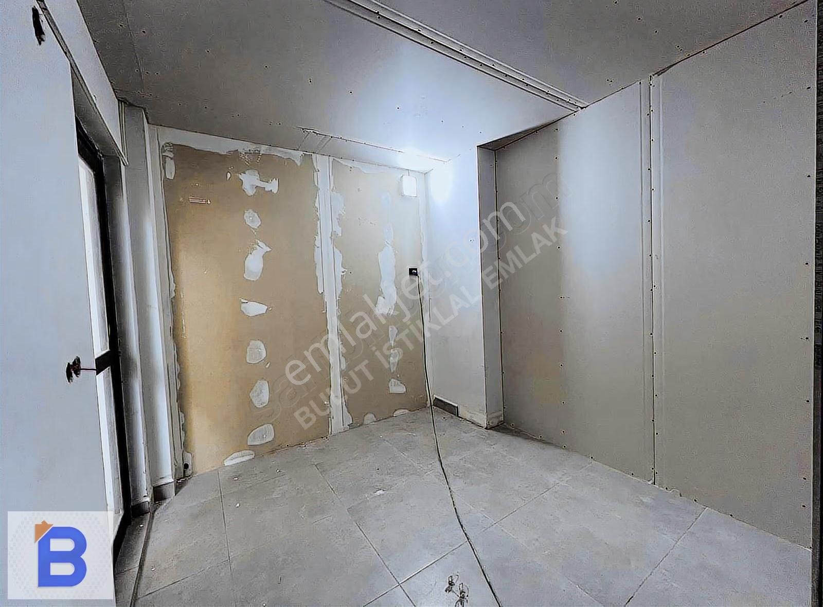 Bulut Emlaktan Kışla Mah. Polatlı Blv. Cephe Satılık Dükkan - Görsel 12