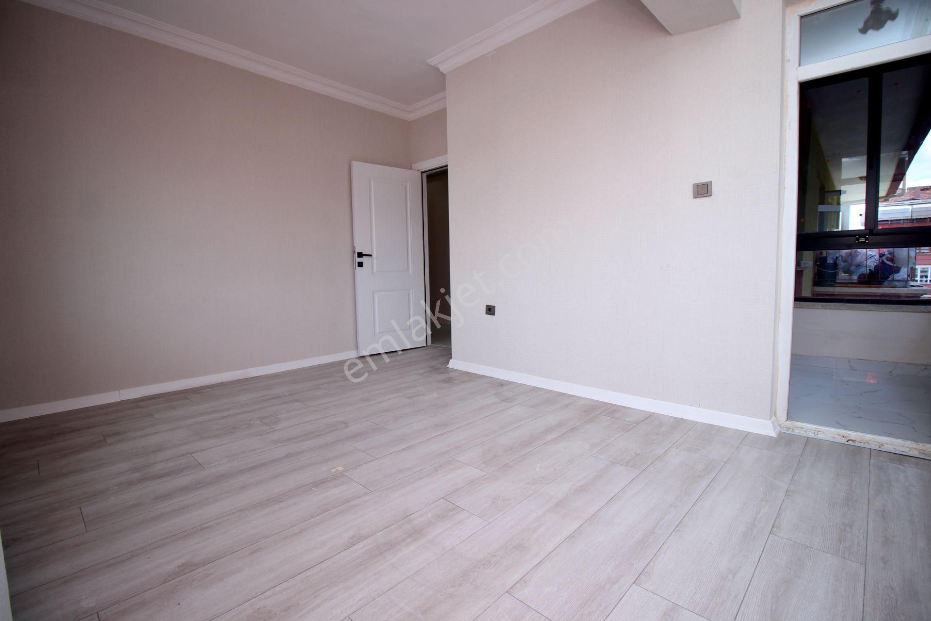 Süvari'de Arakat Park Cepheli Tren İstasyonu Yakını 3+1 Satılık Boş Daire - Görsel 13