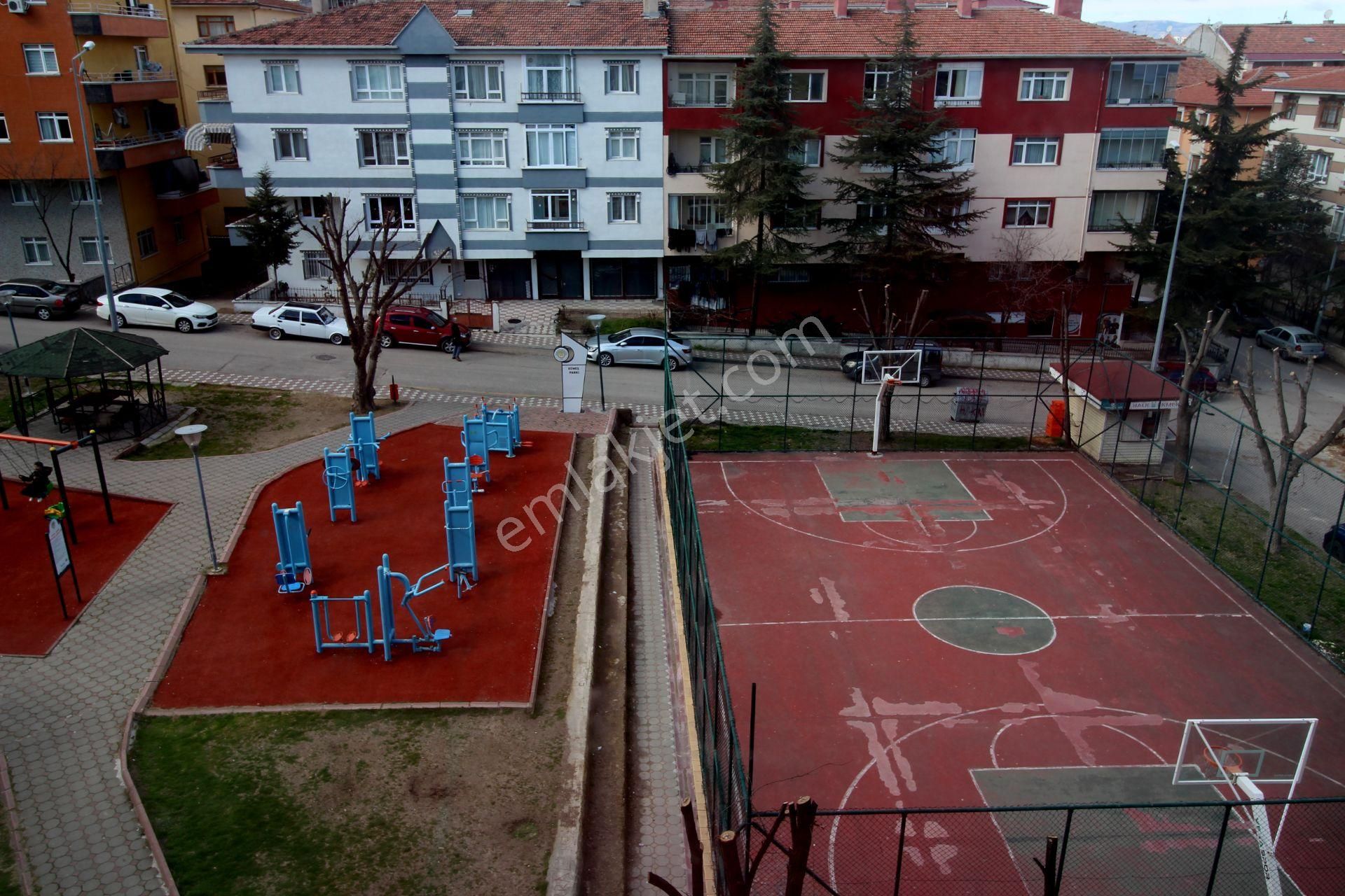 Süvari'de Arakat Park Cepheli Tren İstasyonu Yakını 3+1 Satılık Boş Daire - Görsel 23