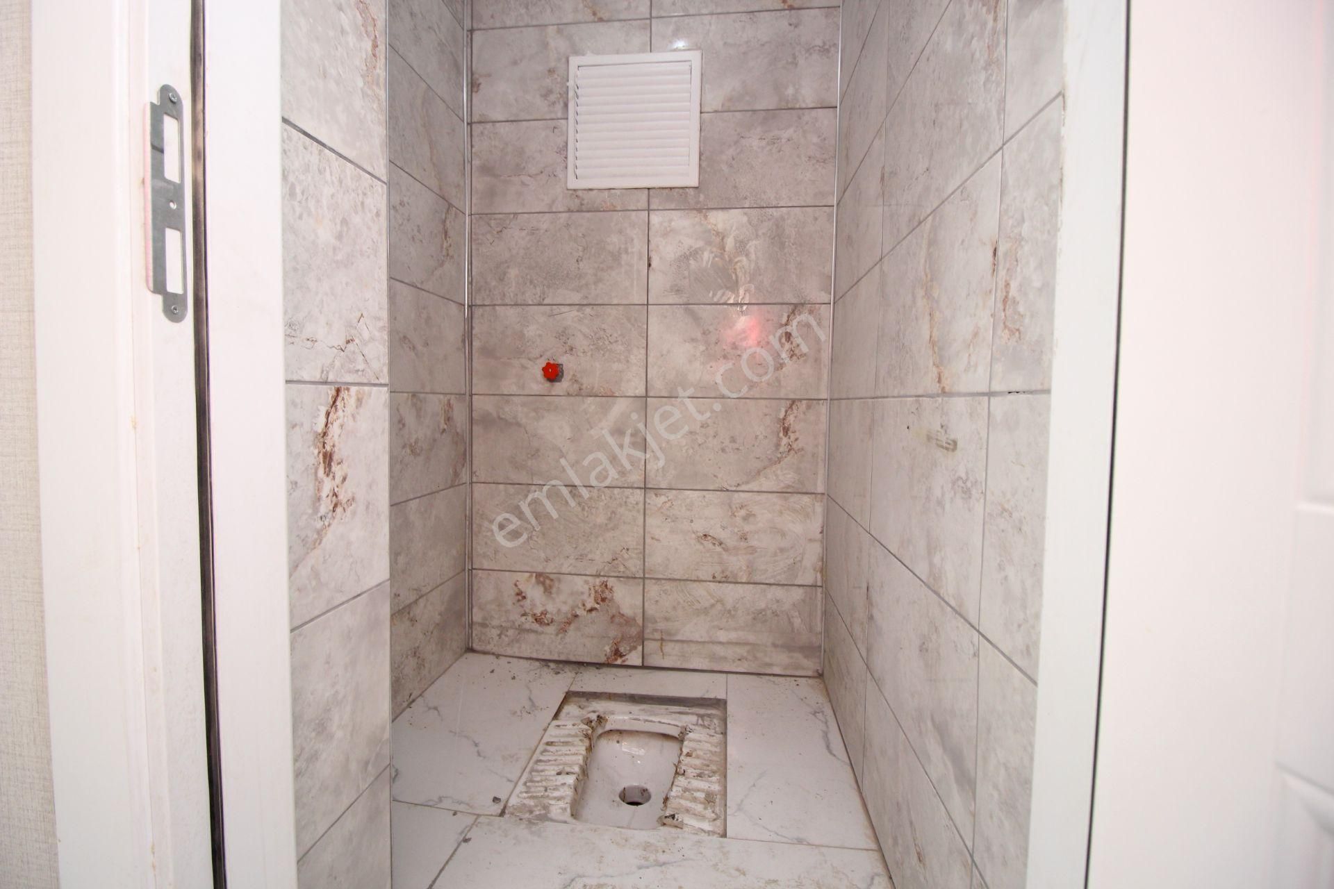 Süvari'de Arakat Park Cepheli Tren İstasyonu Yakını 3+1 Satılık Boş Daire - Görsel 19