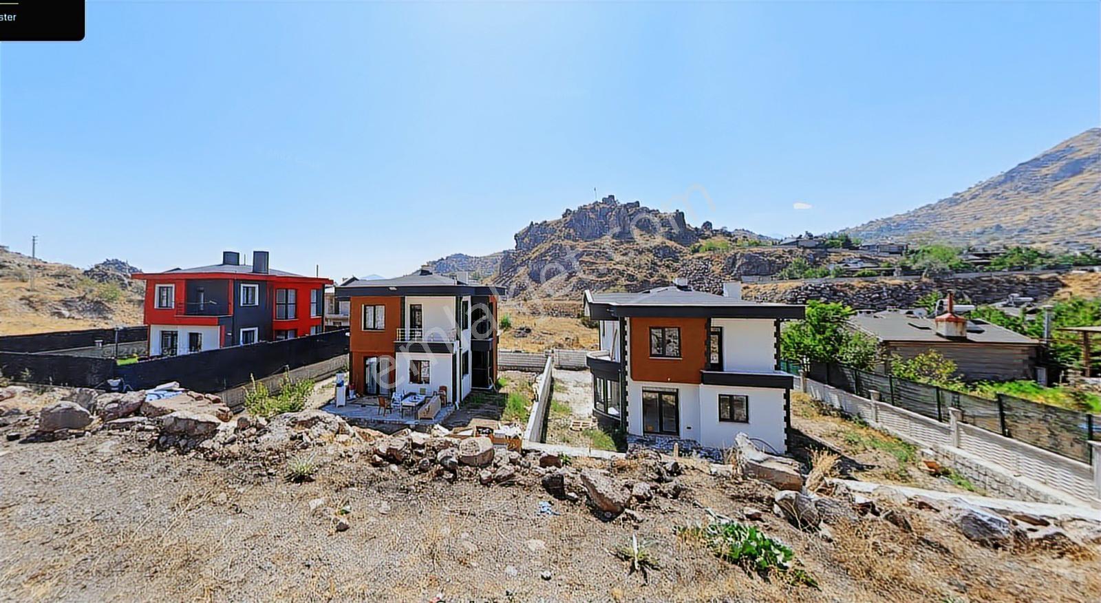 Konal | Şehir Merkezine Yakın Proje Ruhsatlı 495mt Villa Parseli - Görsel 8