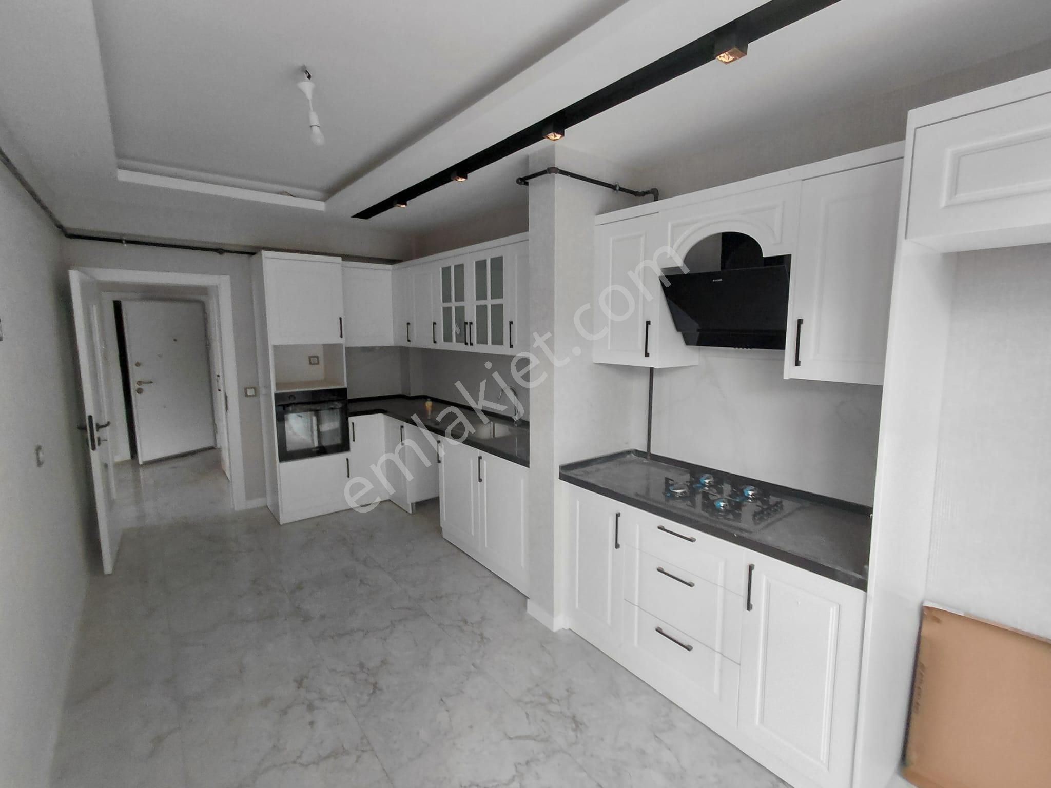 Emrah Çiftci'den Selçuklu Sancak Mahallesi Veysel Karani Caddesi Yanı Satılık 2+1 Lüks Daire - Görsel 13