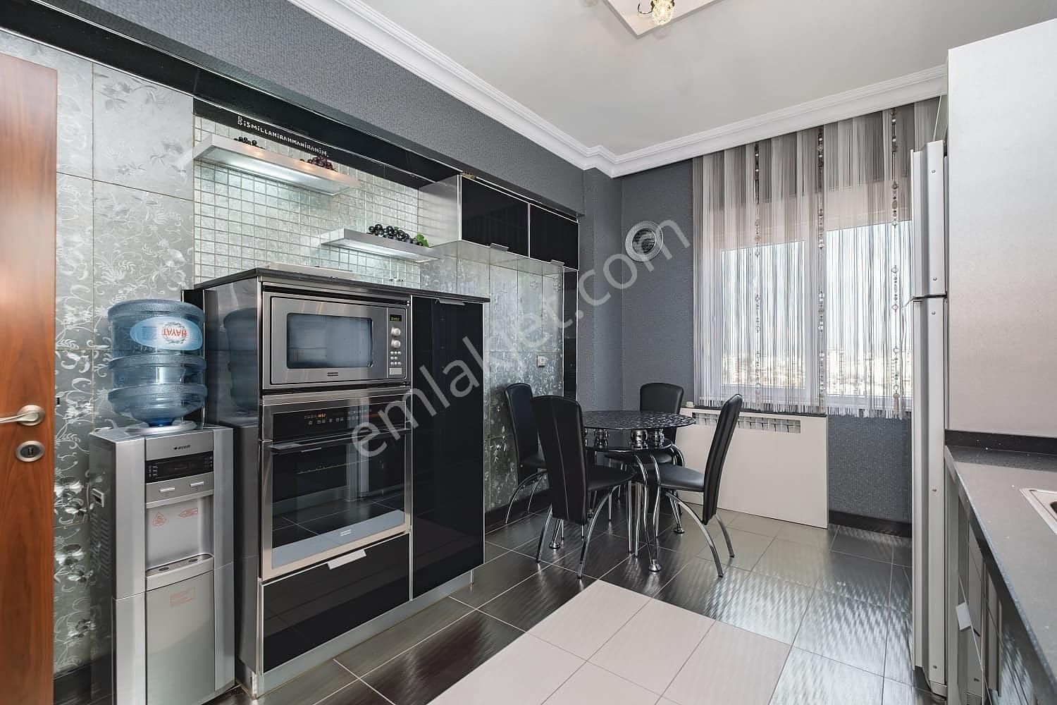 Lara Çağlayanda Deniz Manzaralı 5+1 Dubleks Daire | Tekce - Görsel 2