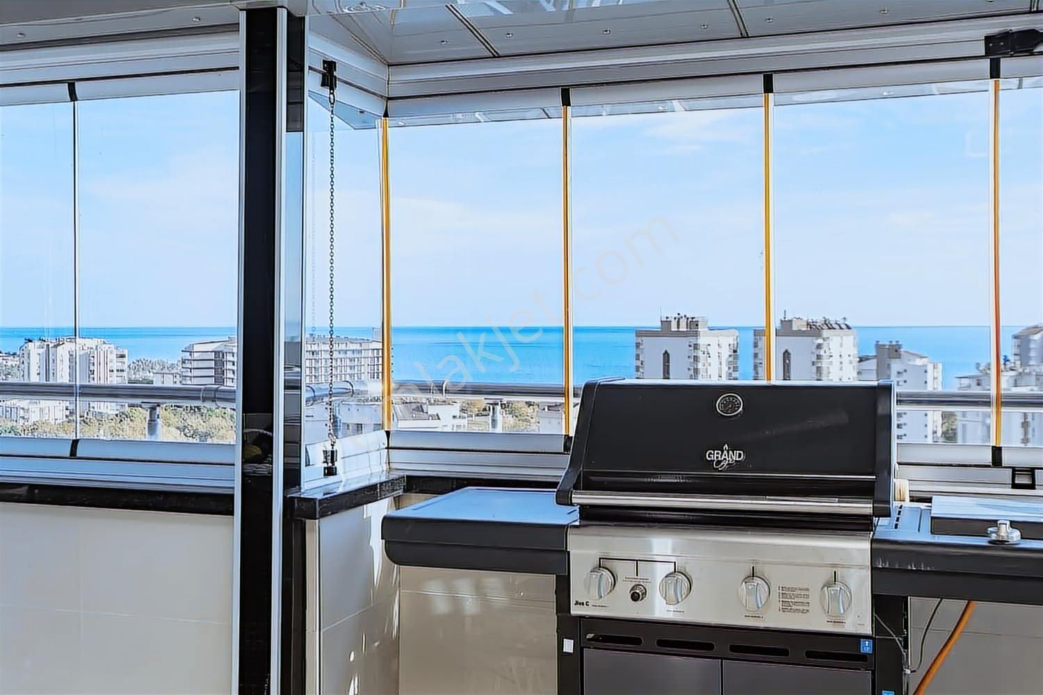 Lara Çağlayanda Deniz Manzaralı 5+1 Dubleks Daire | Tekce - Görsel 3