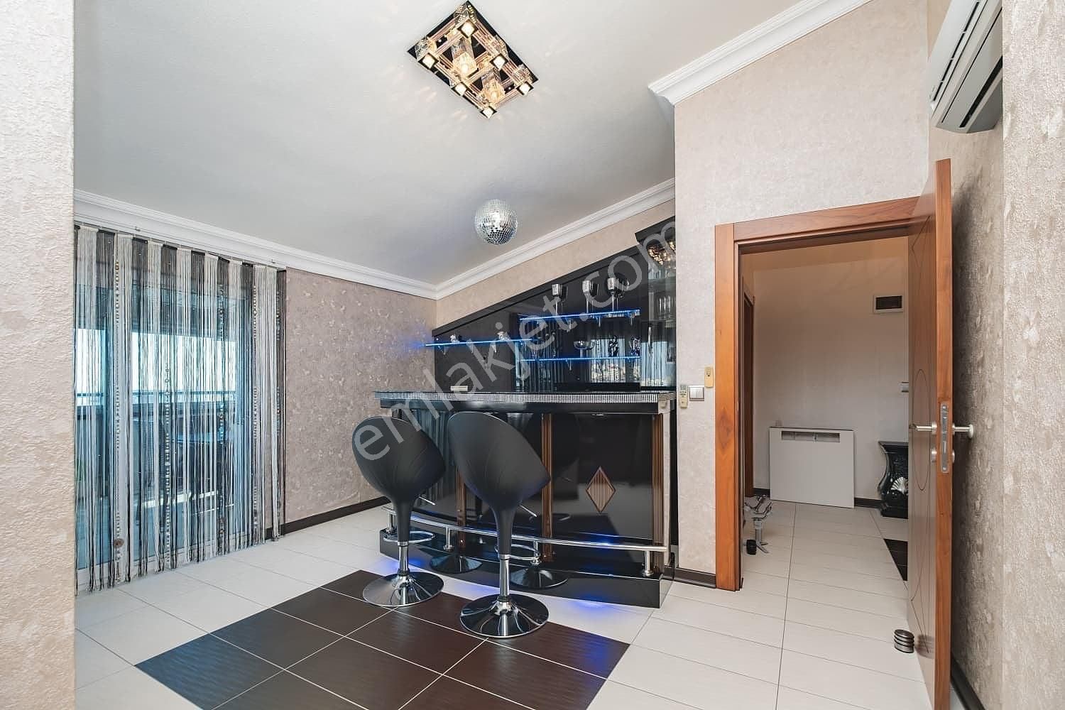 Lara Çağlayanda Deniz Manzaralı 5+1 Dubleks Daire | Tekce - Görsel 13