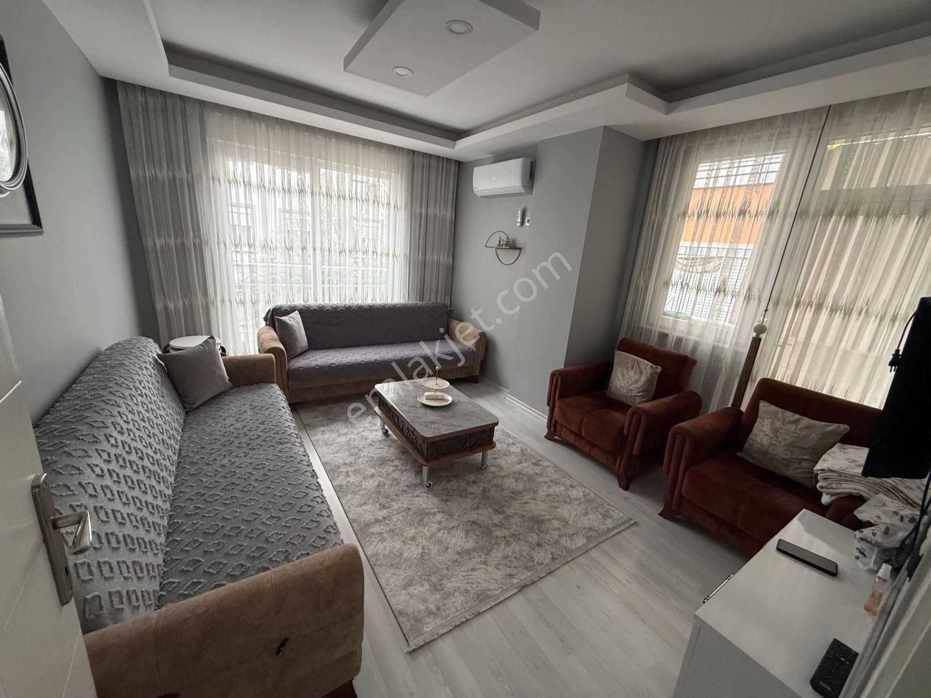 Dutlubahçede Cadde Yakını Katta Geniş Ayrı Mutfak Asansörlü 1+1 - Görsel 20