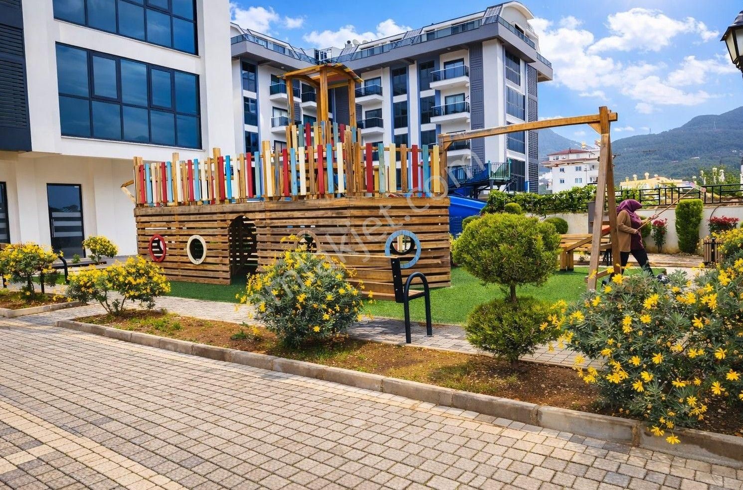 Alanya Oba Mah.aktiviteli Full Eşyalı Satılık 1+1 Daire - Görsel 9