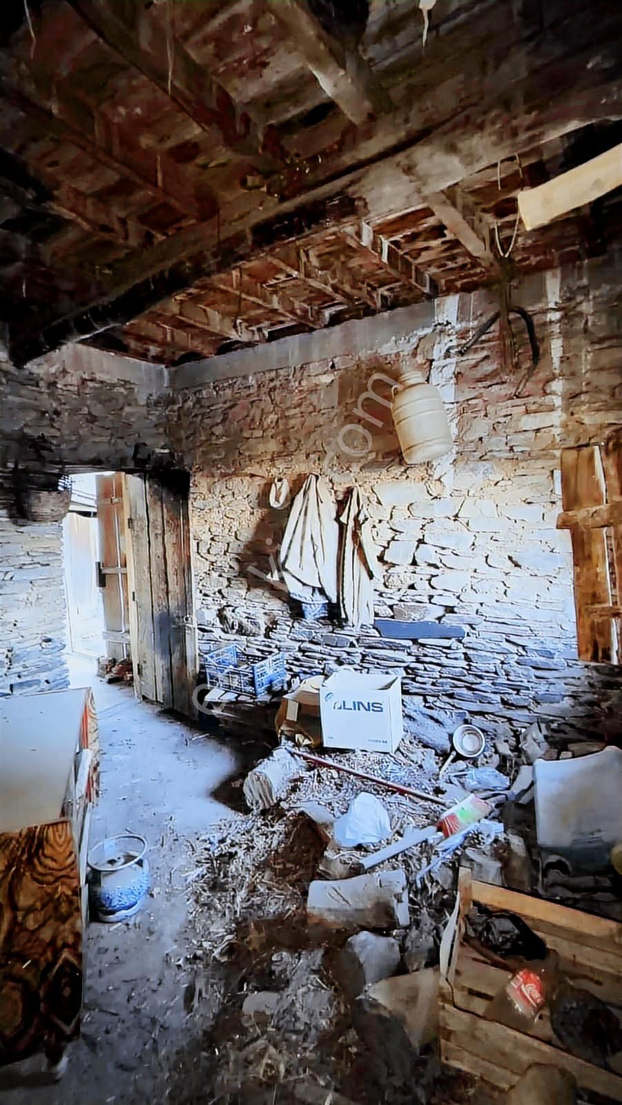 Bayındır Hisarlık'ta Panoramik Manzaralı Satılık Taş Ev Cb-ph - Görsel 19