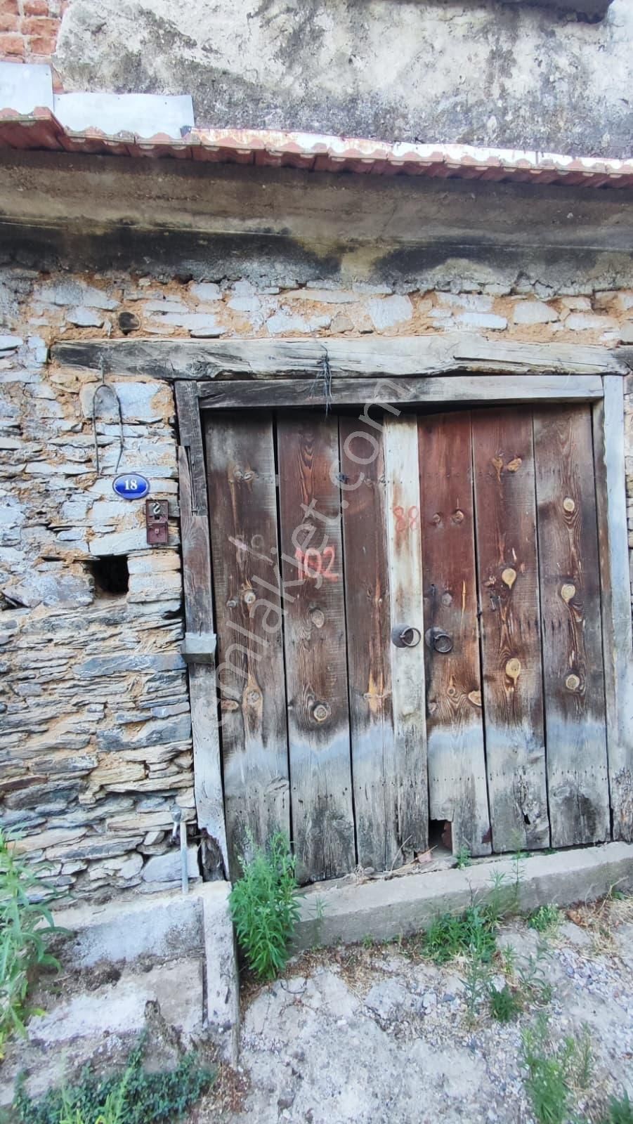 Bayındır Hisarlık'ta Panoramik Manzaralı Satılık Taş Ev Cb-ph - Görsel 3