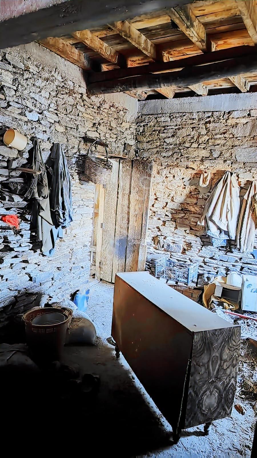 Bayındır Hisarlık'ta Panoramik Manzaralı Satılık Taş Ev Cb-ph - Görsel 17