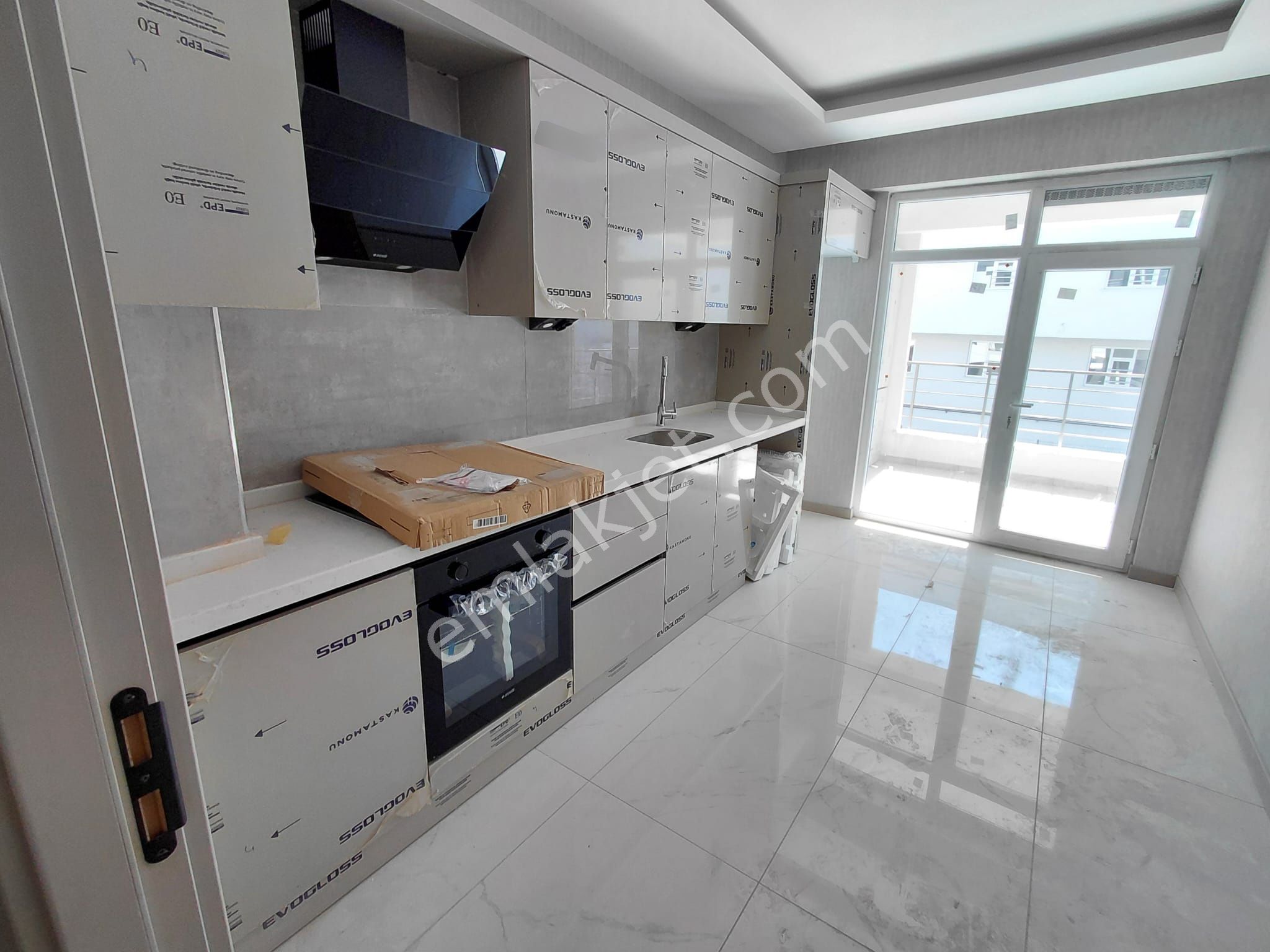 Emrah Çiftci'den Selçuklu Yazır Mah.kanyon Park Civarı Satılık 2+1 Sıfır Lüks Daireler - Görsel 4