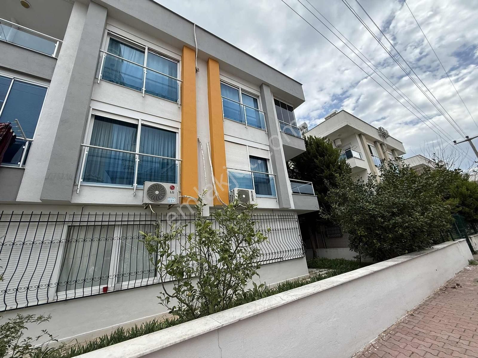 Güzelobada Satılık Geniş 1+1 Daire