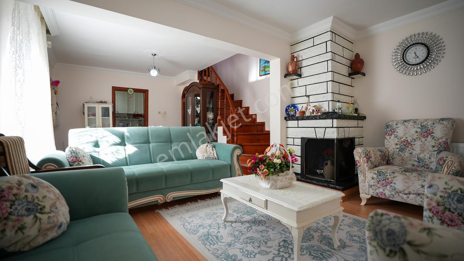 Ağva'nın En Güzel Noktasında Site İçi 3 Katlı Villa - Görsel 30