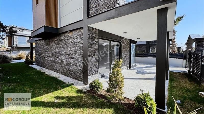 Bsk Dan Müstakil Havuzlu Denize Çok Yakın Bahçeli Lüks Villa - Görsel 23