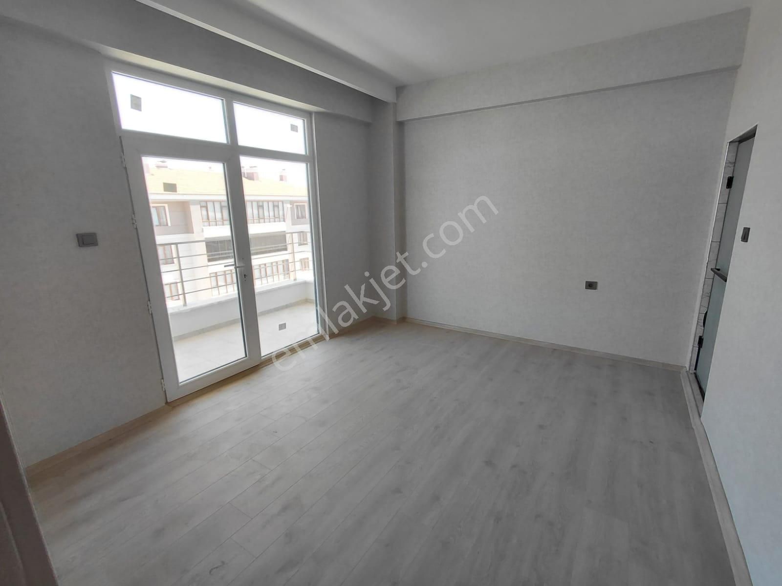 Emrah Çiftci'den Selçuklu Beyhekim Cad.yanı Satılık 3+1 Sıfır Lüks Daireler - Görsel 26