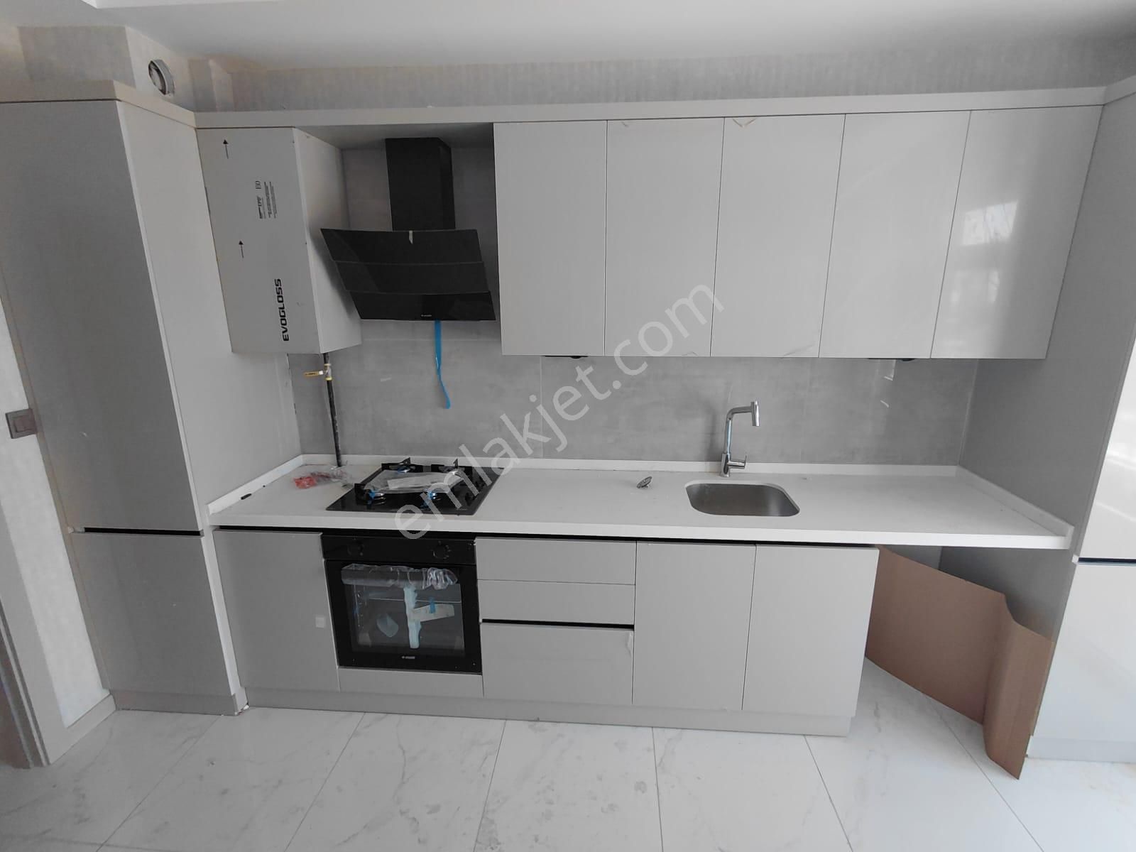 Emrah Çiftci'den Selçuklu Beyhekim Cad.yanı Satılık 3+1 Sıfır Lüks Daireler - Görsel 3