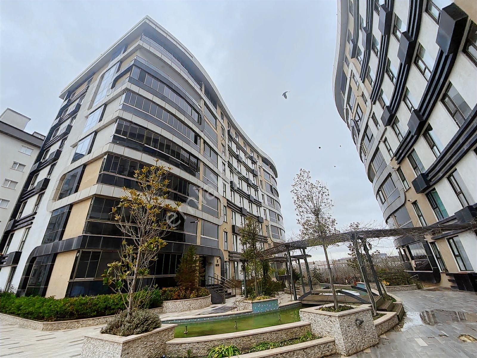 Kipa Bölgesinde Site İçinde Kiralık 3+1 Daire