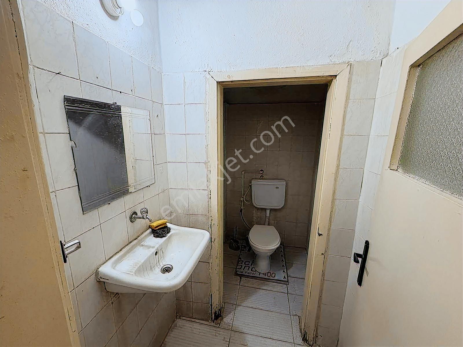 Fetanet Emlaktan Zümrüt Mahallesinde 3+1 Odalı Kiralık Daire - Görsel 5