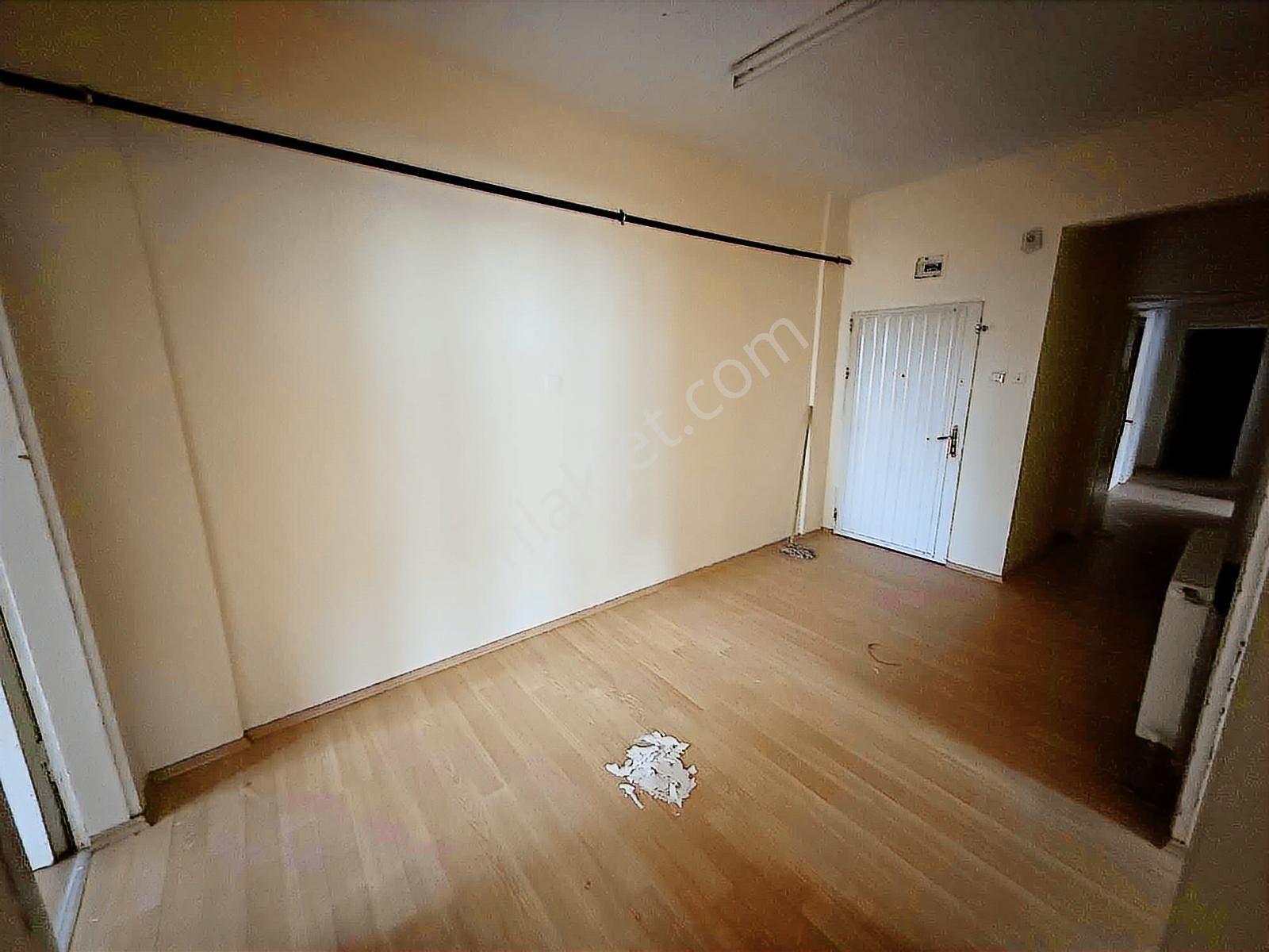 Fetanet Emlaktan Zümrüt Mahallesinde 3+1 Odalı Kiralık Daire - Görsel 7