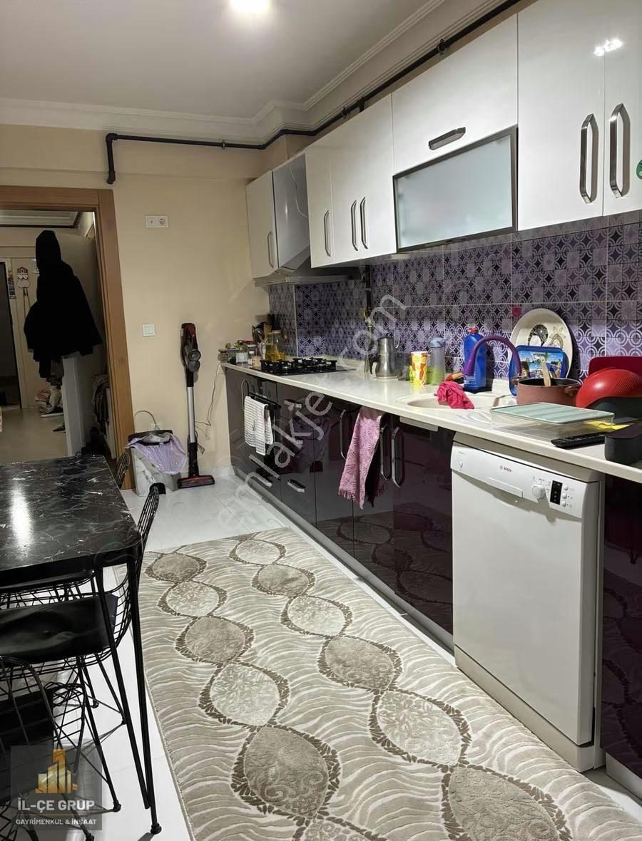 Yalova Alyınova Devlet Hastanesi Yakını Cadde Üzer Satılık Daire