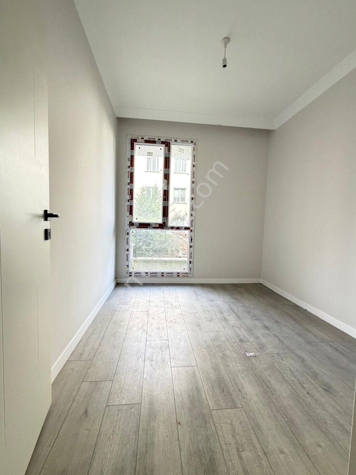 Silivri Fatih Mahallesinde Site İçinde Sıfır 2+1 Kiralık Daire - Görsel 7