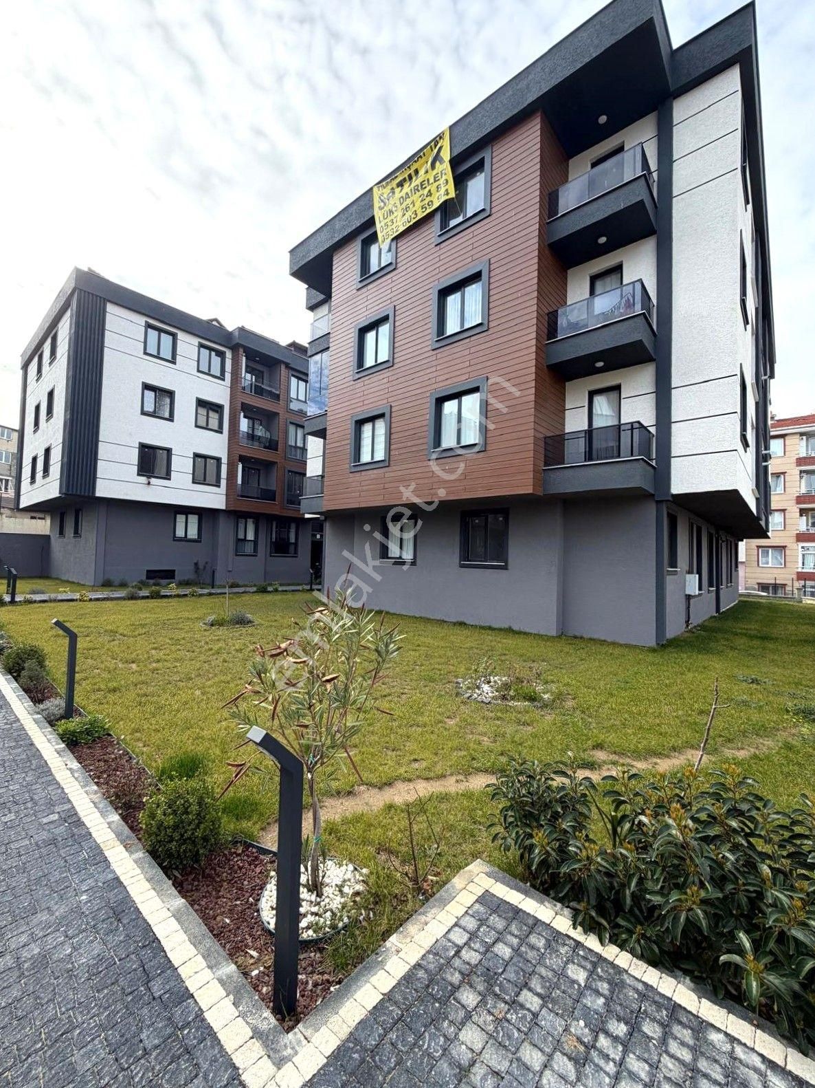 Silivri Fatih Mahallesinde Site İçinde Sıfır 2+1 Kiralık Daire