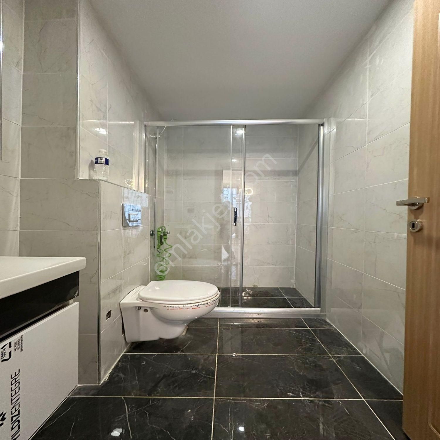 Esenyurt Akevler Mahallesinde Satılık 1+1 Teraslı Ara Kat Daire Fırsatı - Görsel 13