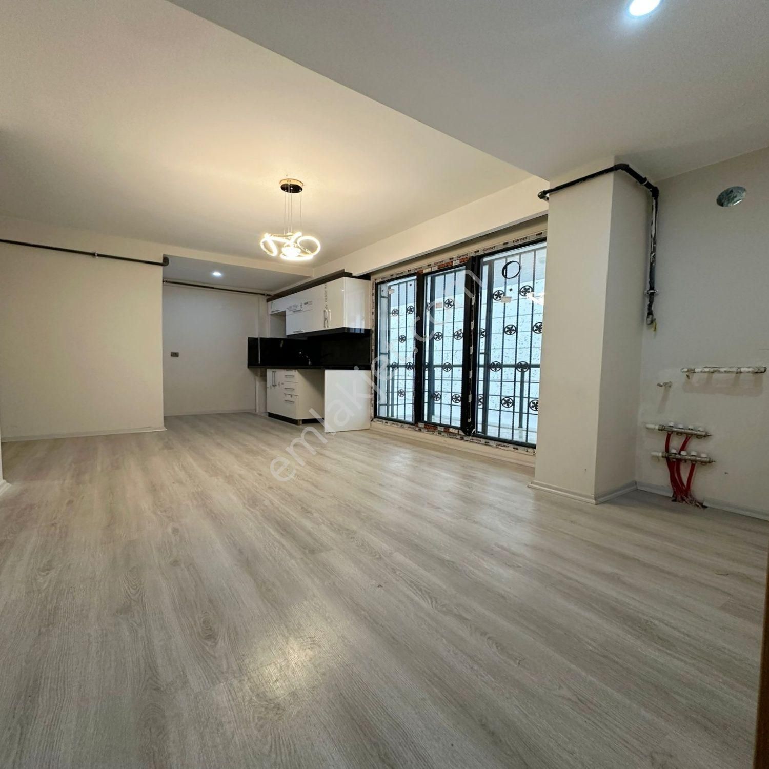 Esenyurt Akevler Mahallesinde Satılık 1+1 Teraslı Ara Kat Daire Fırsatı - Görsel 9