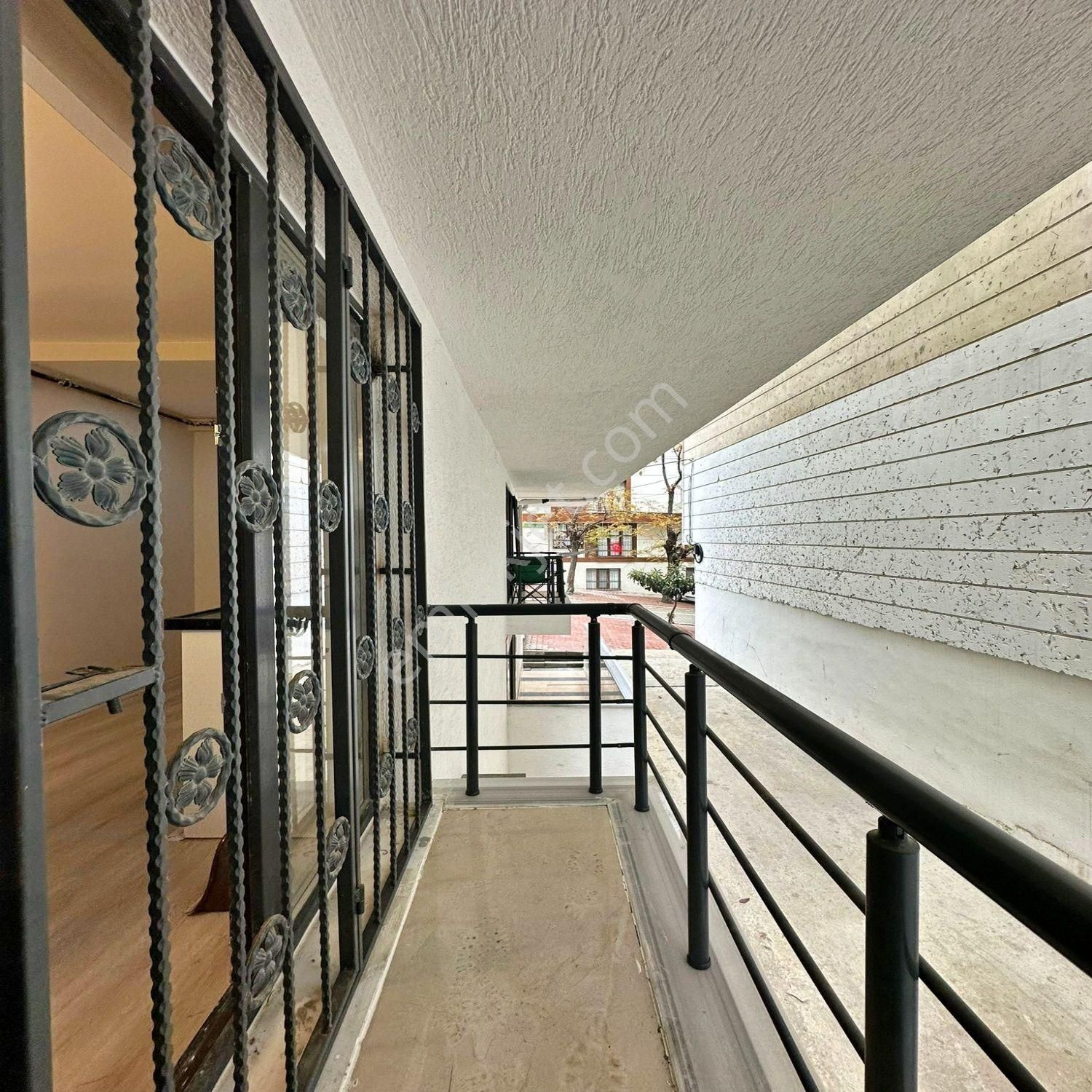 Esenyurt Akevler Mahallesinde Satılık 1+1 Teraslı Ara Kat Daire Fırsatı - Görsel 7
