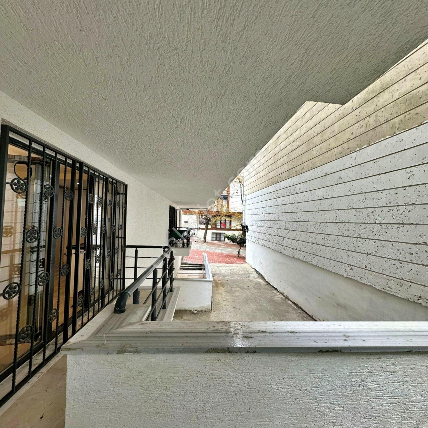 Esenyurt Akevler Mahallesinde Satılık 1+1 Teraslı Ara Kat Daire Fırsatı - Görsel 5