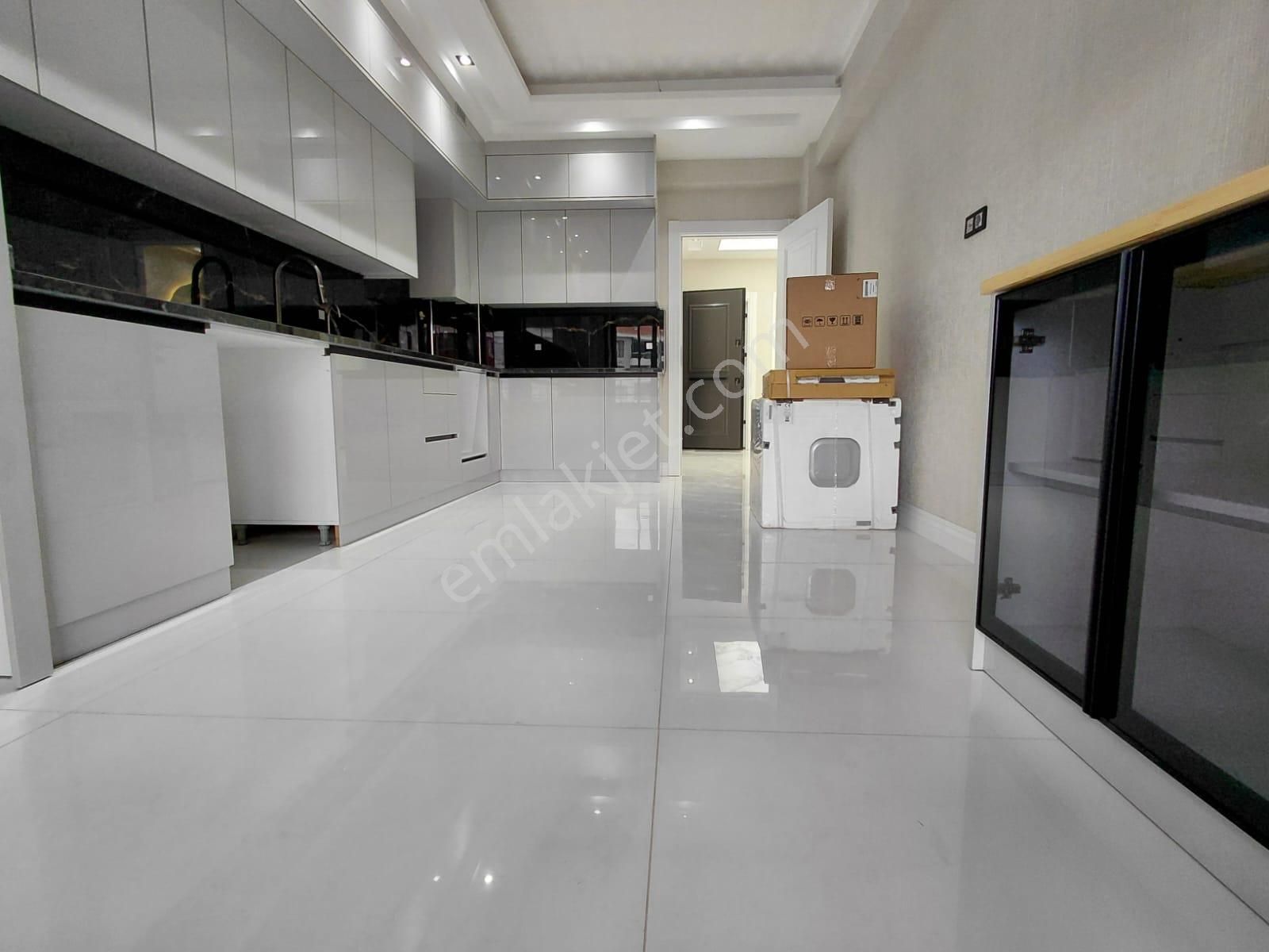 Emrah Çiftci'den Selçuklu Parsana Mah.ahmet Yesevi Cad.yanı Satılık 3+1 Ultra Lüks Daireler - Görsel 10