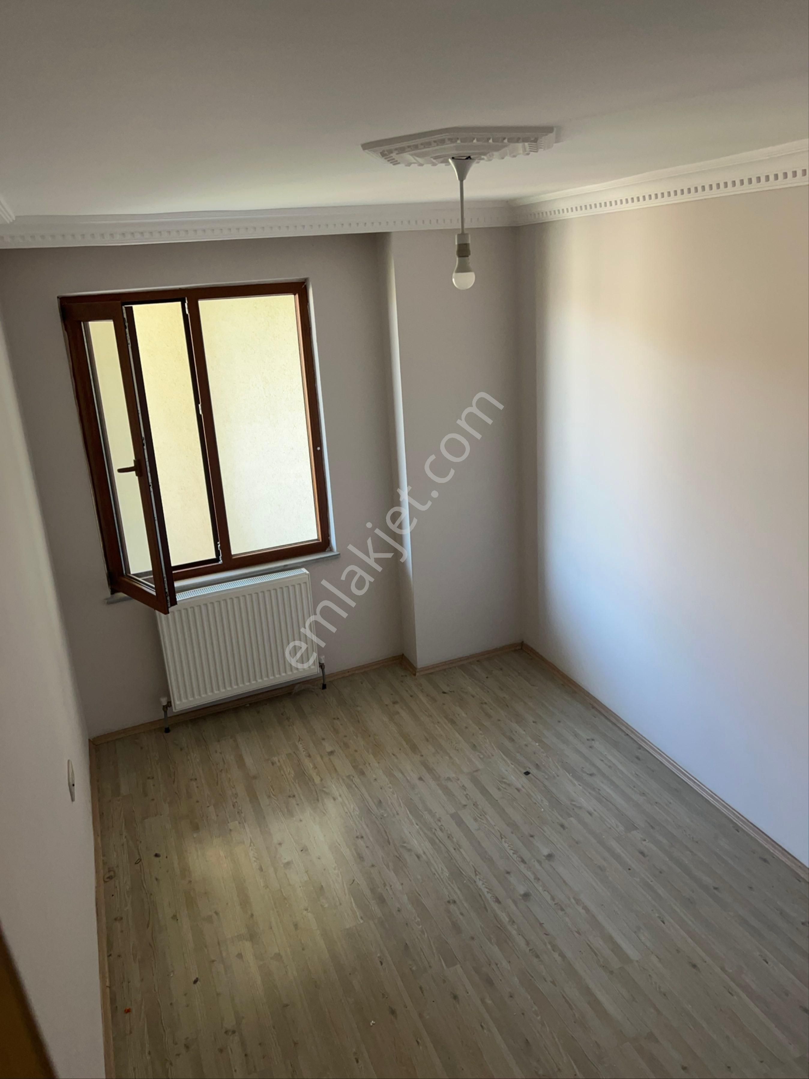 Bögenin En Uygun 3+1 İskanlı Eski Otogar Üstü 9 Yıllık - Görsel 12