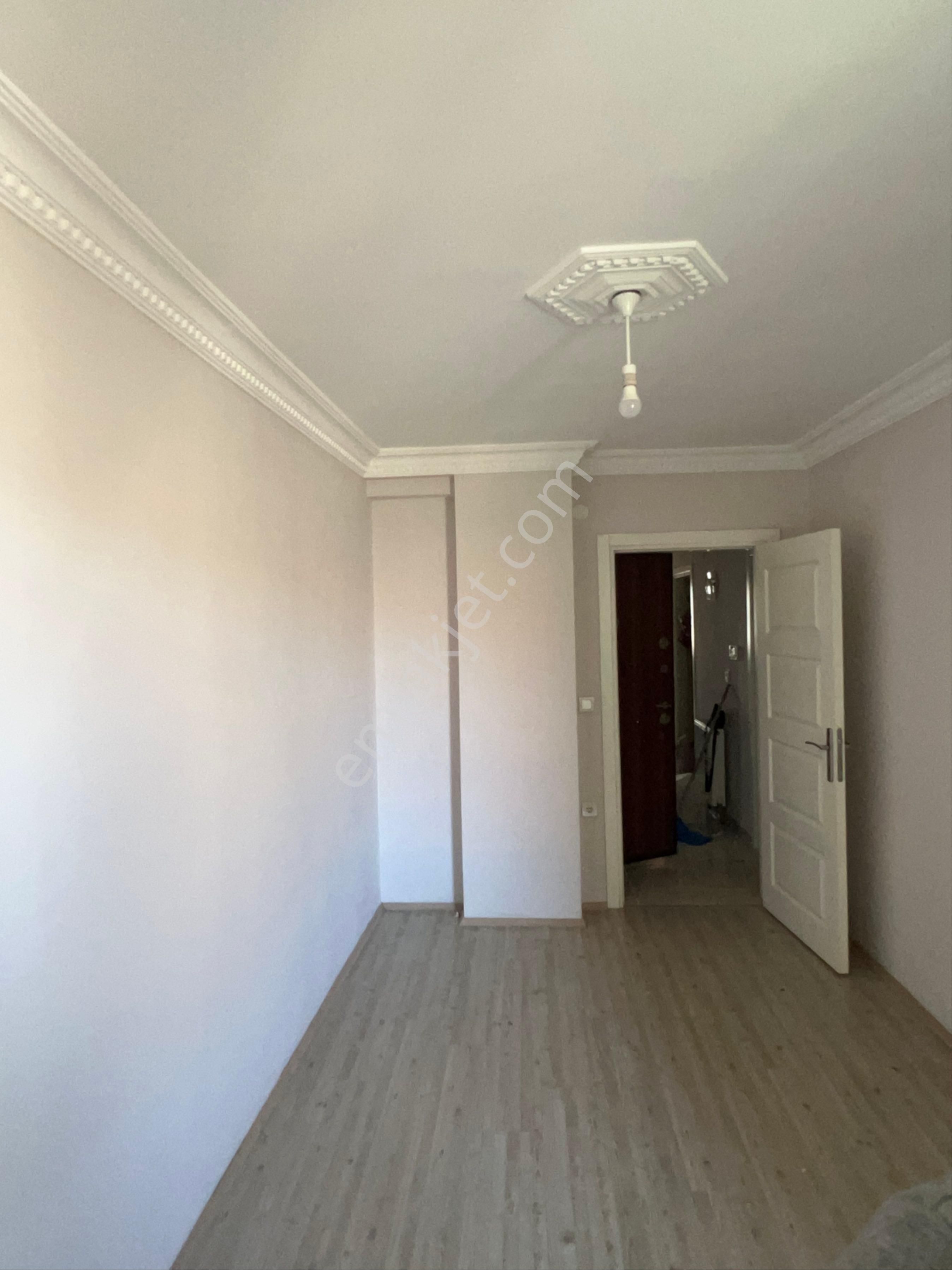 Bögenin En Uygun 3+1 İskanlı Eski Otogar Üstü 9 Yıllık - Görsel 17