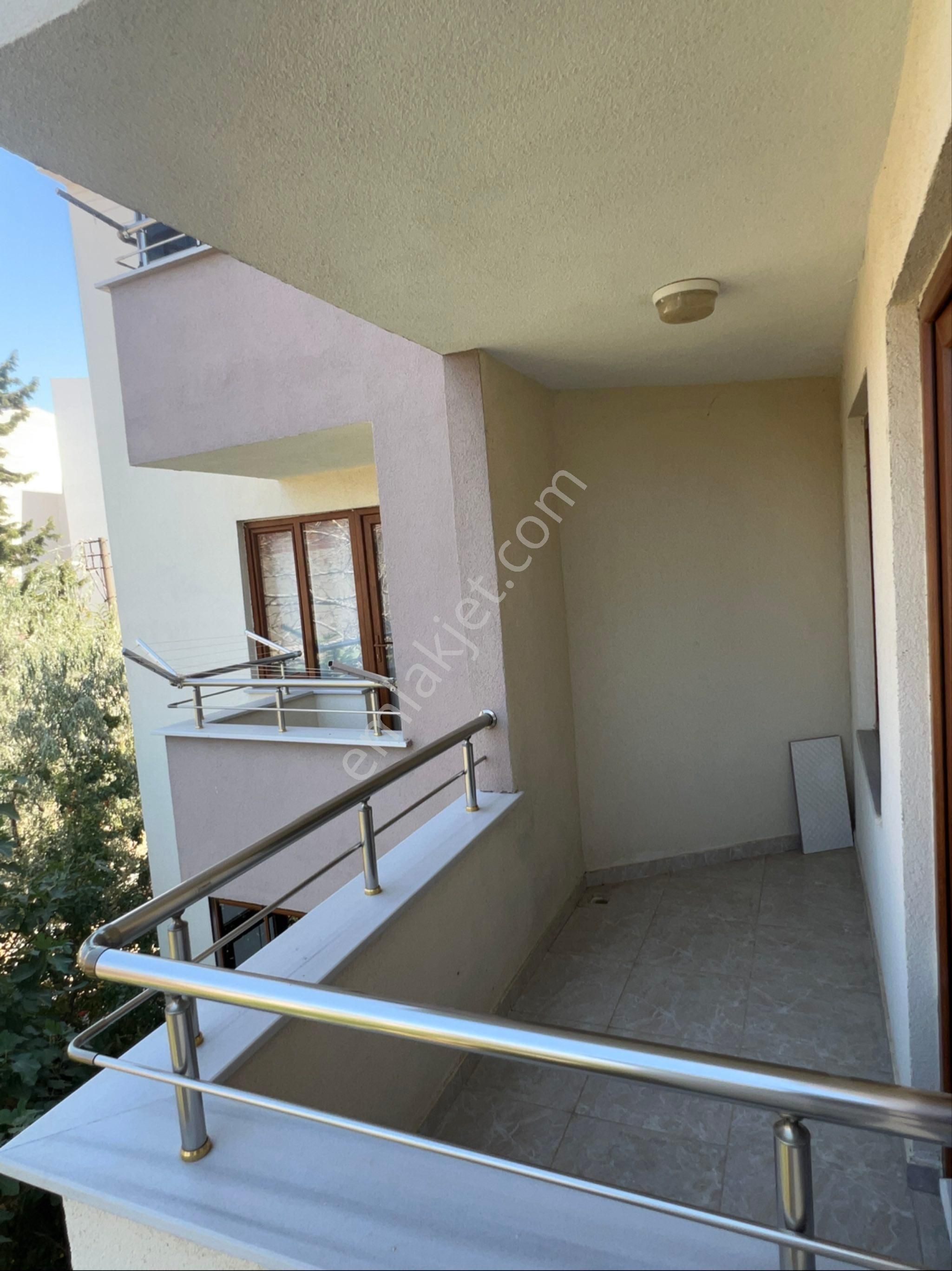 Bögenin En Uygun 3+1 İskanlı Eski Otogar Üstü 9 Yıllık - Görsel 18