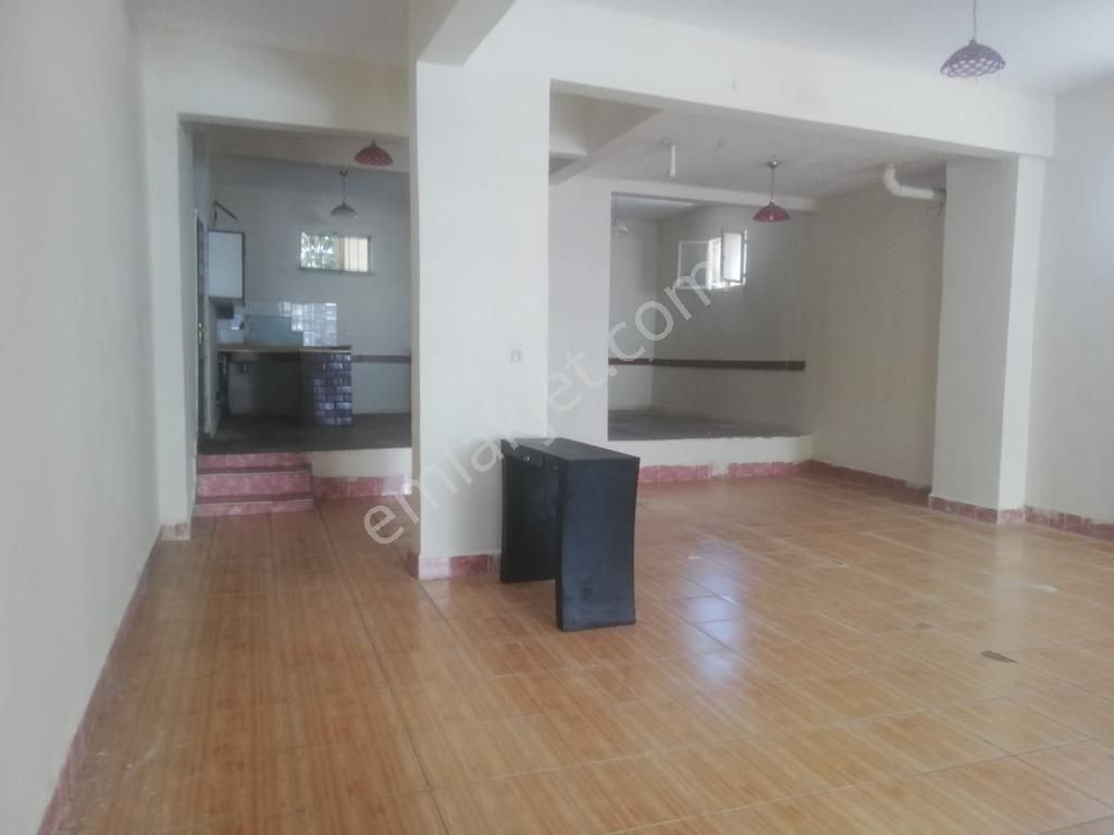 Mersin Akdeniz Kültür Mahallesi Çamlıbel'de Satılık Dükkan - Görsel 2