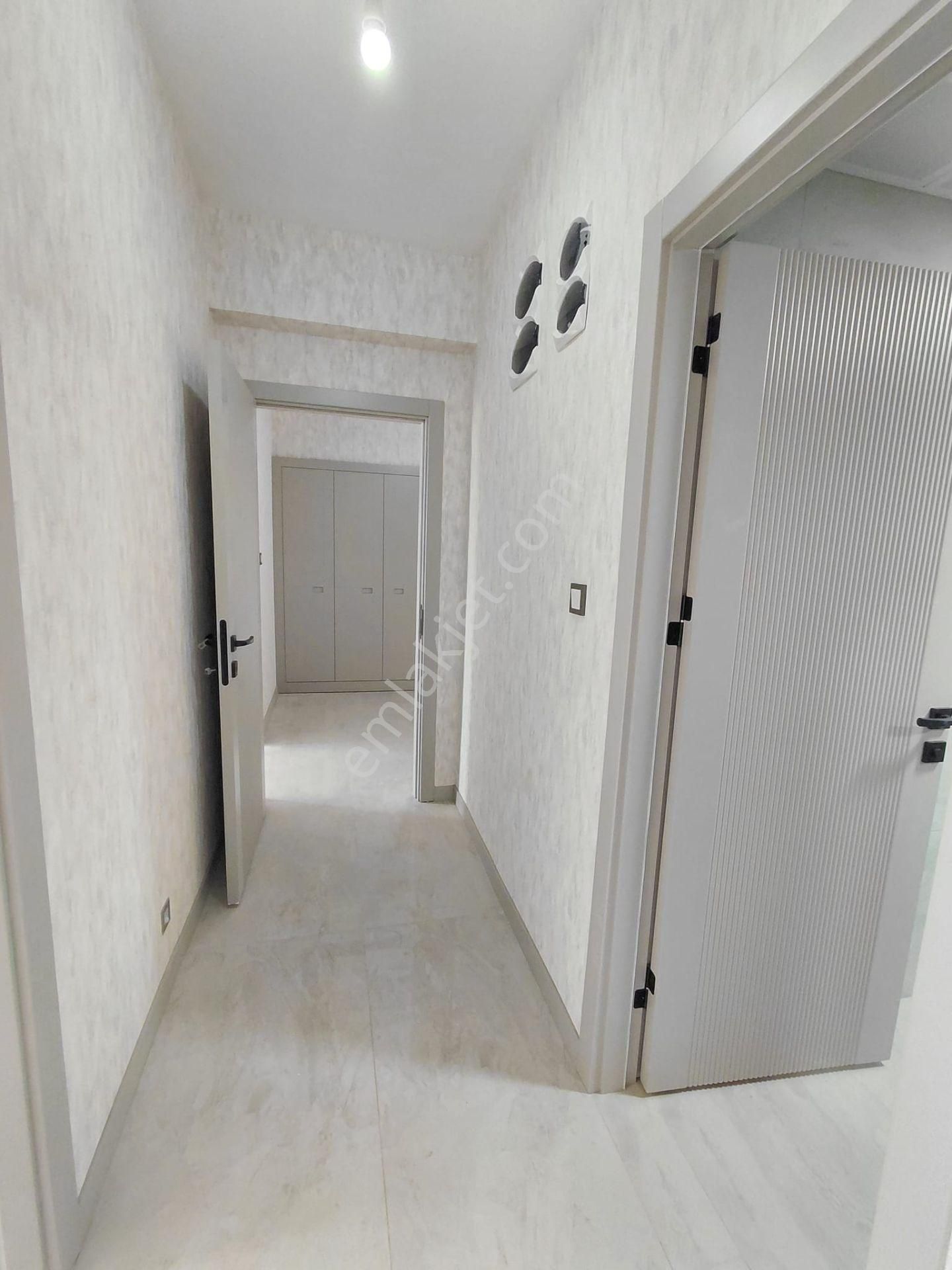 Emrah Çiftci'den Selçuklu Sancak Mahallesi Veysel Karani Caddesi Yanı Satılık 3+1 Lüks Daireler - Görsel 12