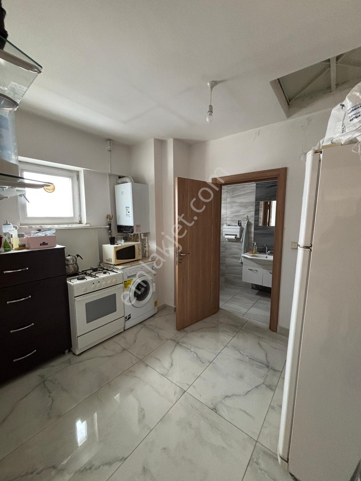 Beyazşehir'de Köşe Başı Hazır Kiracılı Satılık Dükkan - Görsel 18