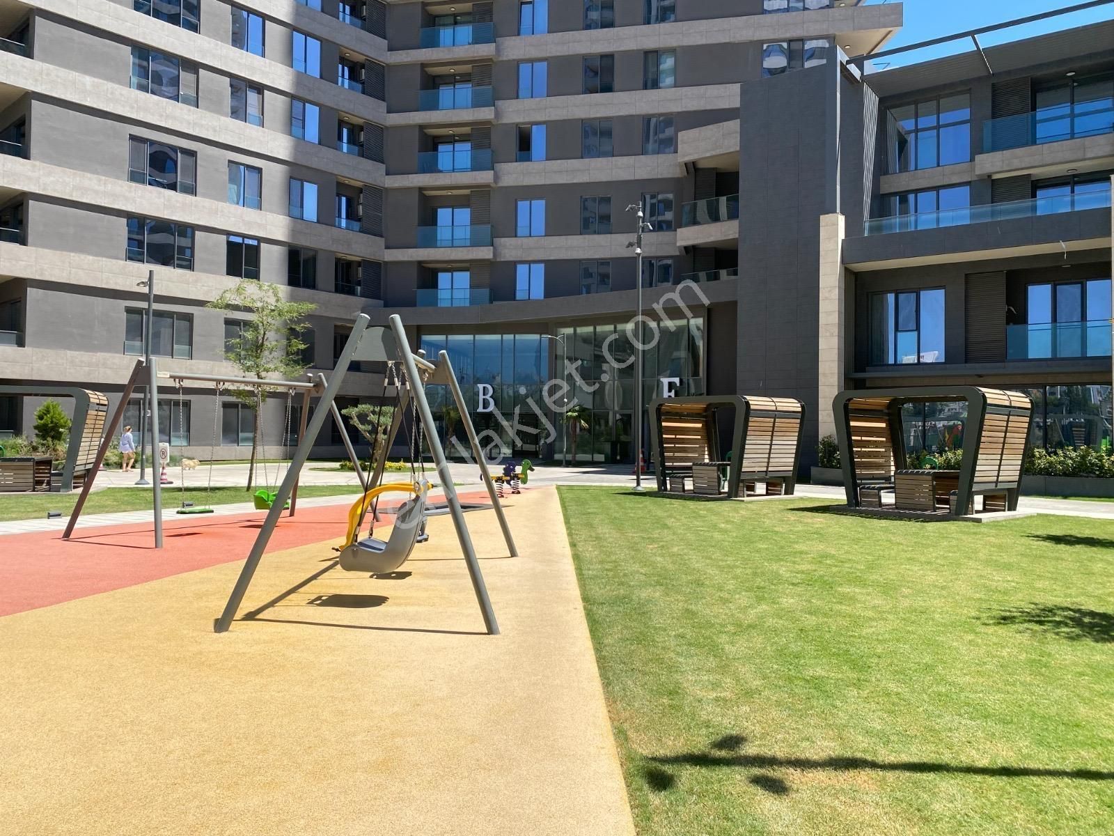 Allsancak Sitesi Deniz Manzaralı Eşyalı Satılık 1+1 Daire - Görsel 7