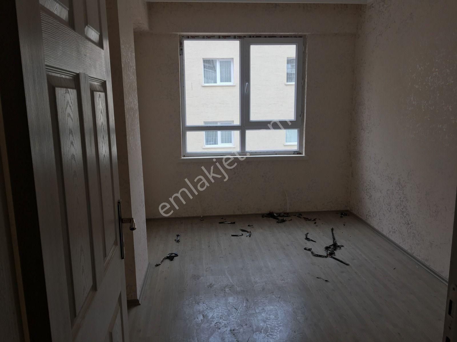 Başak Cuma Pazarı Civarı 3+1 140m2 Yeni Bina Asansörlü - Görsel 9