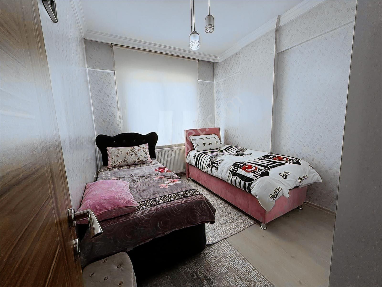 Kare'den Eski Sultana Hastane Civarında Bakımlı 3+1 Daire - Görsel 24