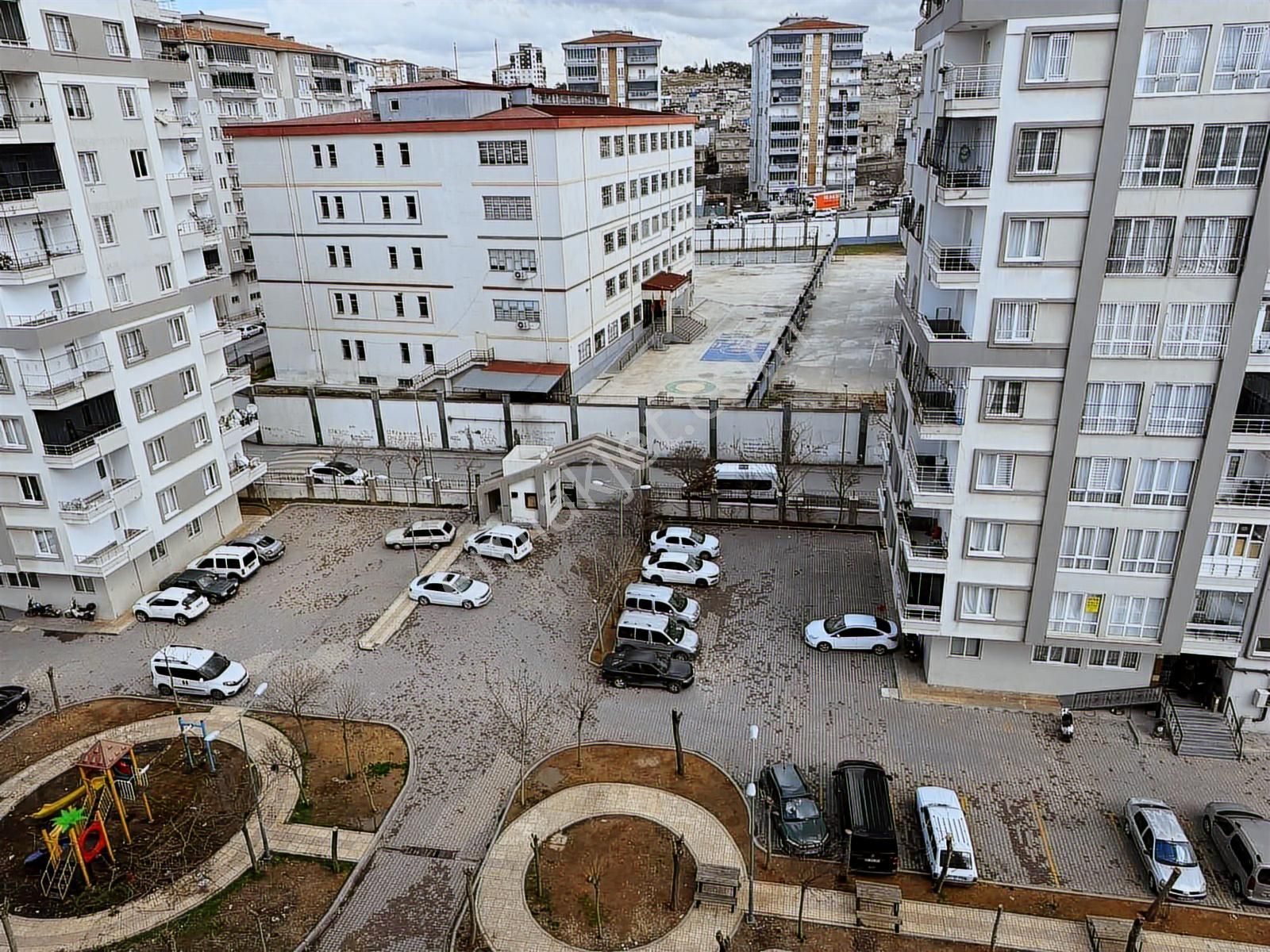Kare'den Eski Sultana Hastane Civarında Bakımlı 3+1 Daire - Görsel 5