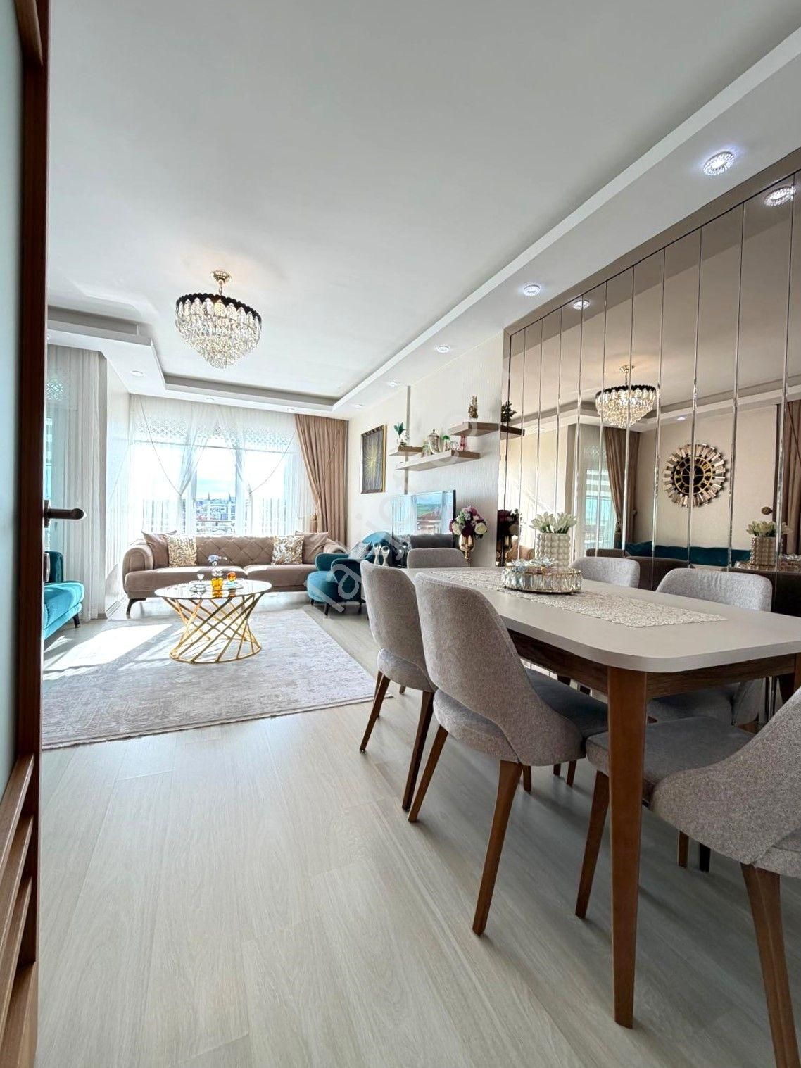 Silivri Yenimahalle De 4+1 Satılık Teraslı Dubleks Daire