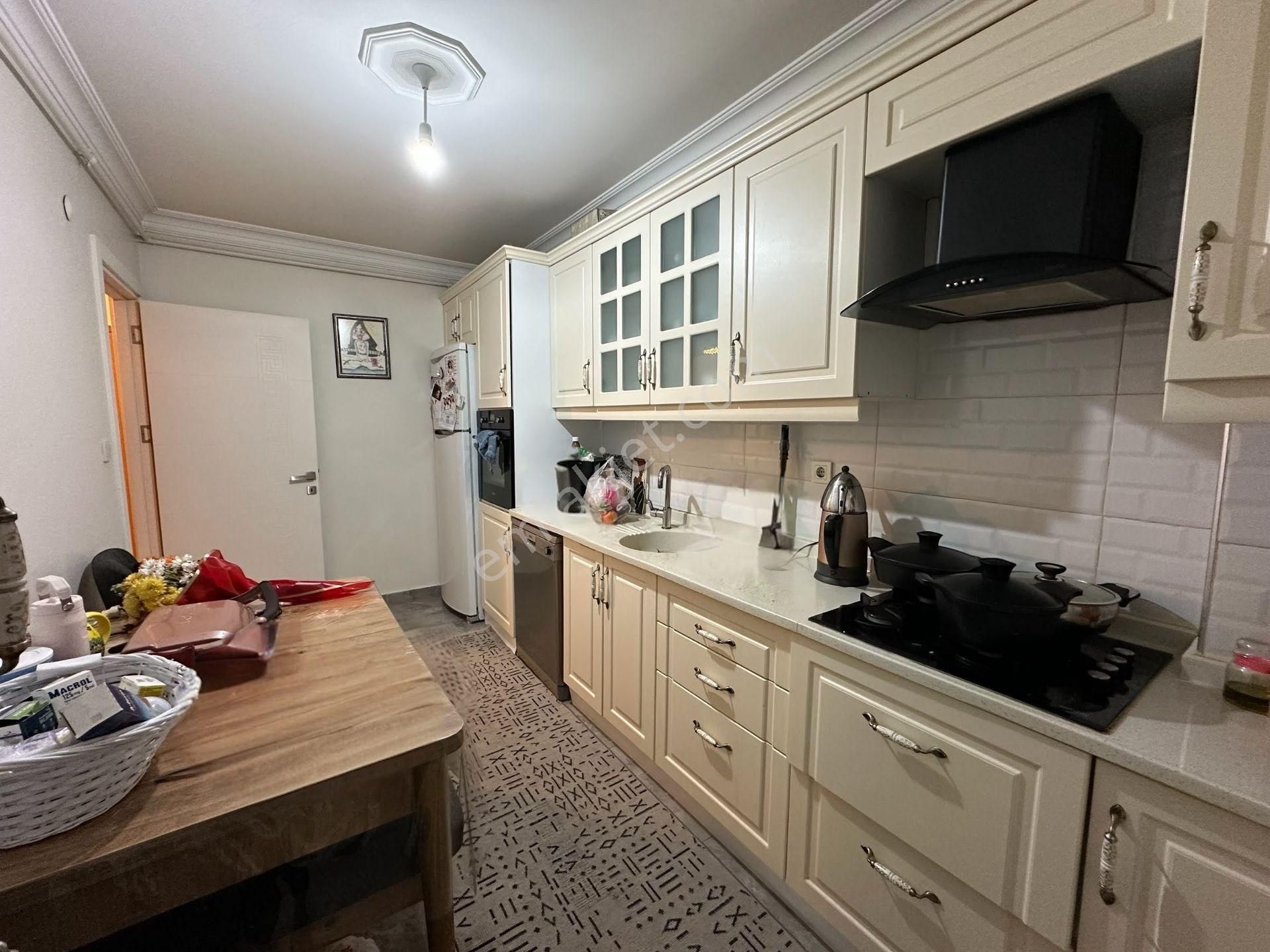 Rami'nin En Değerli Konumunda En Geniş 2+1 Dairesi Satılık - Görsel 22