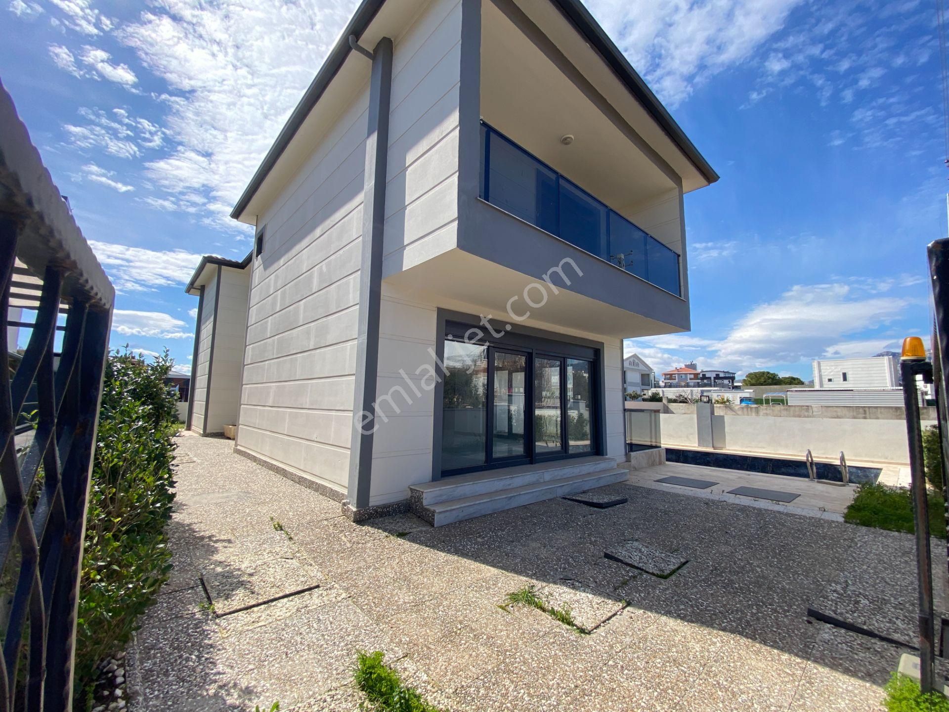 Döşemealtı Altınkale' De 7+1 Tam Müstakil Havuzlu Sıfır Villa - Görsel 2