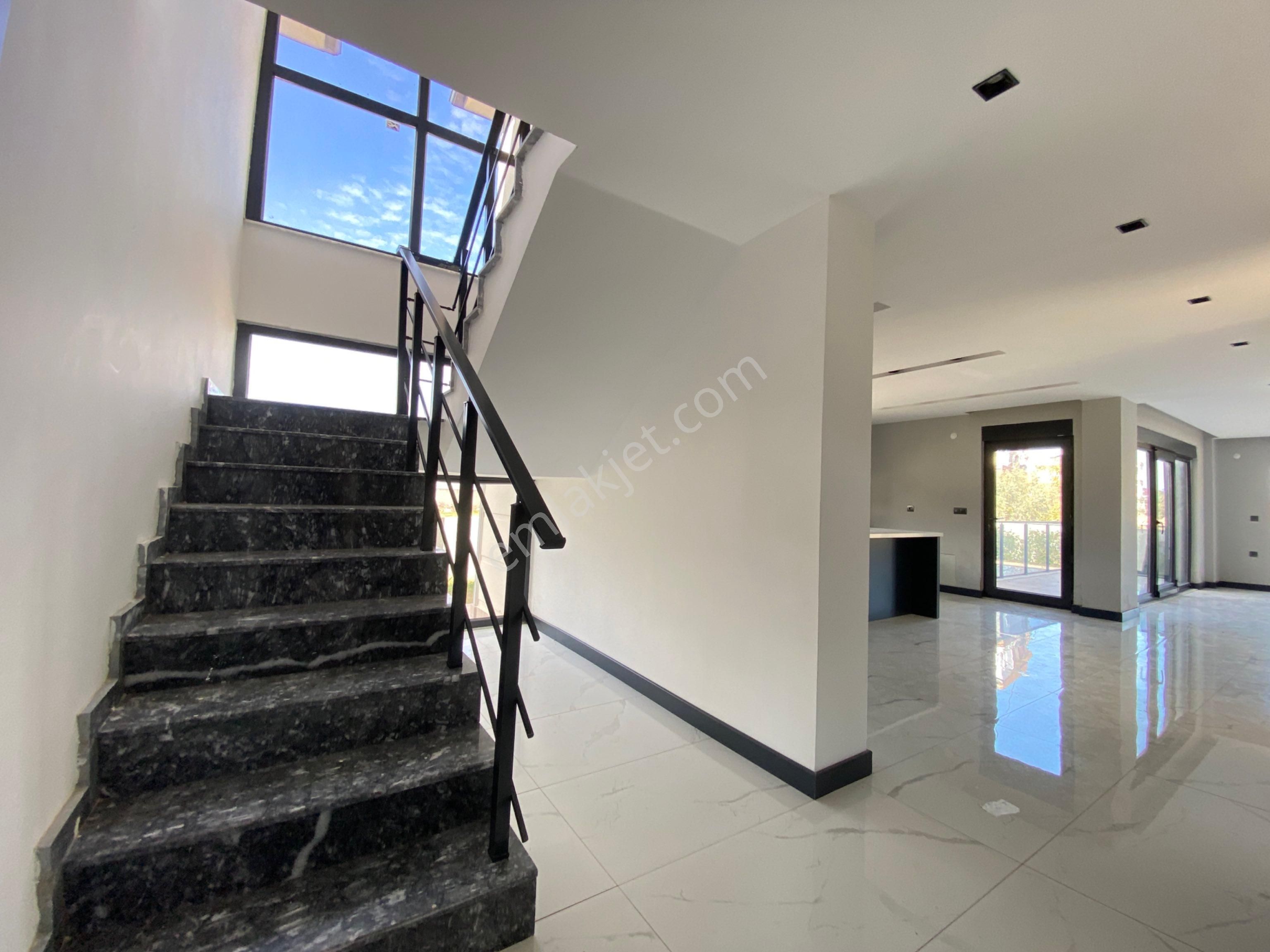 Döşemealtı Altınkale' De 7+1 Tam Müstakil Havuzlu Sıfır Villa - Görsel 23