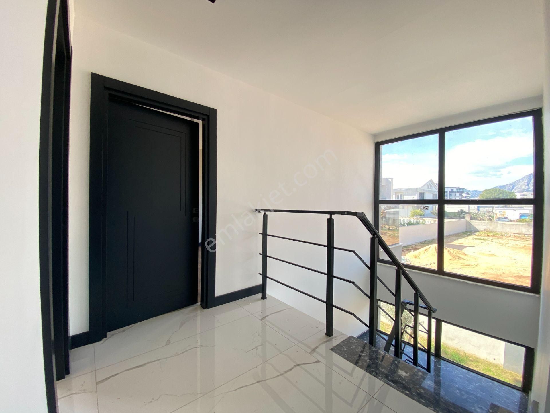 Döşemealtı Altınkale' De 7+1 Tam Müstakil Havuzlu Sıfır Villa - Görsel 3